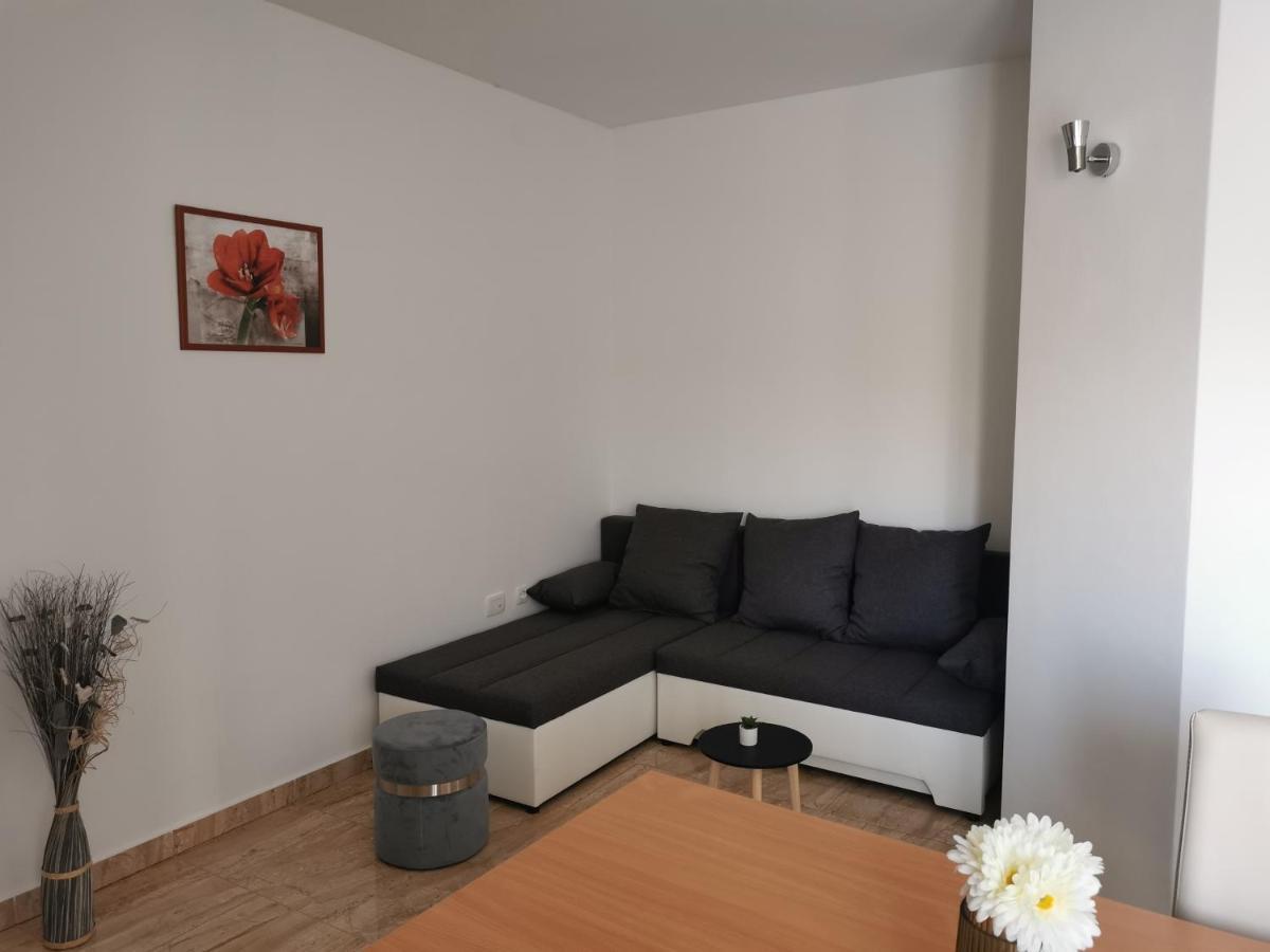 Apartman Martina Apartment Krsan Bagian luar foto