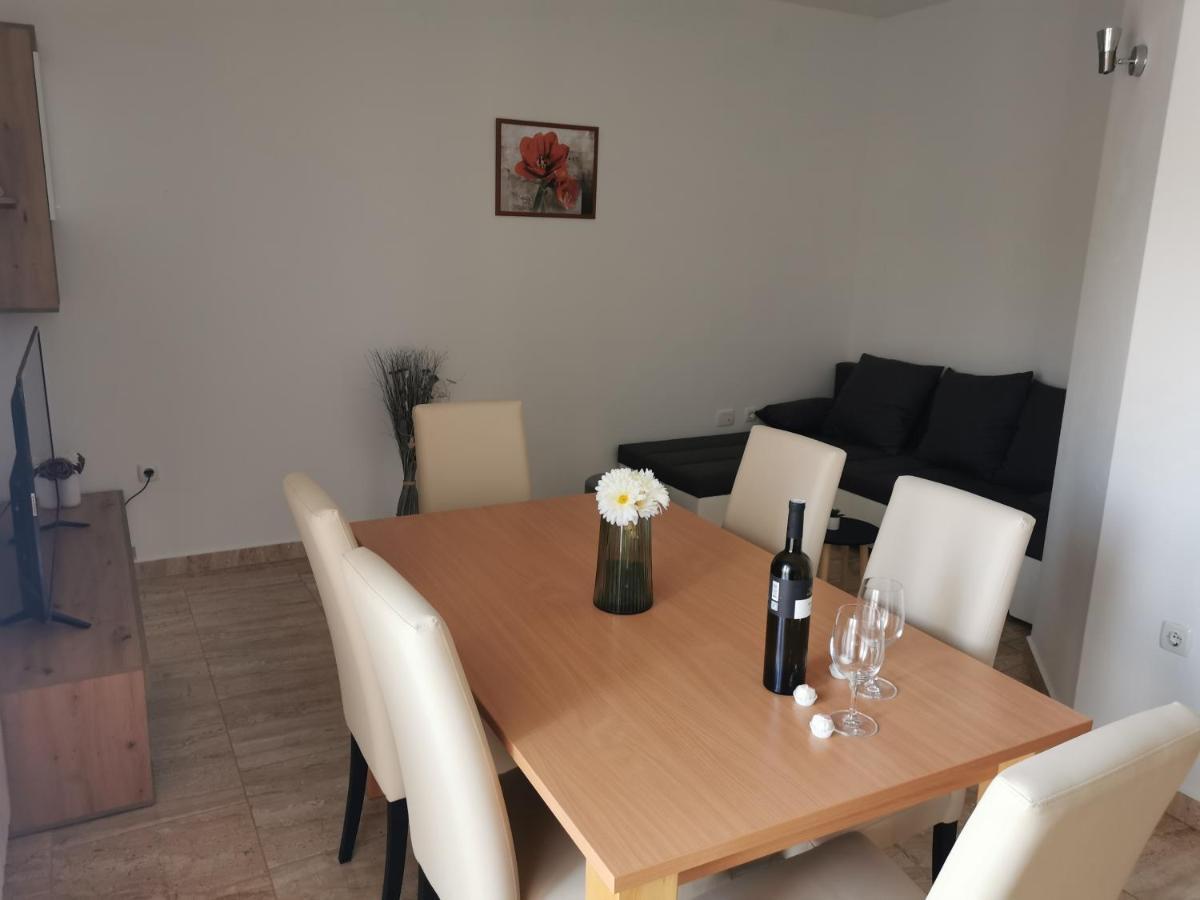 Apartman Martina Apartment Krsan Bagian luar foto